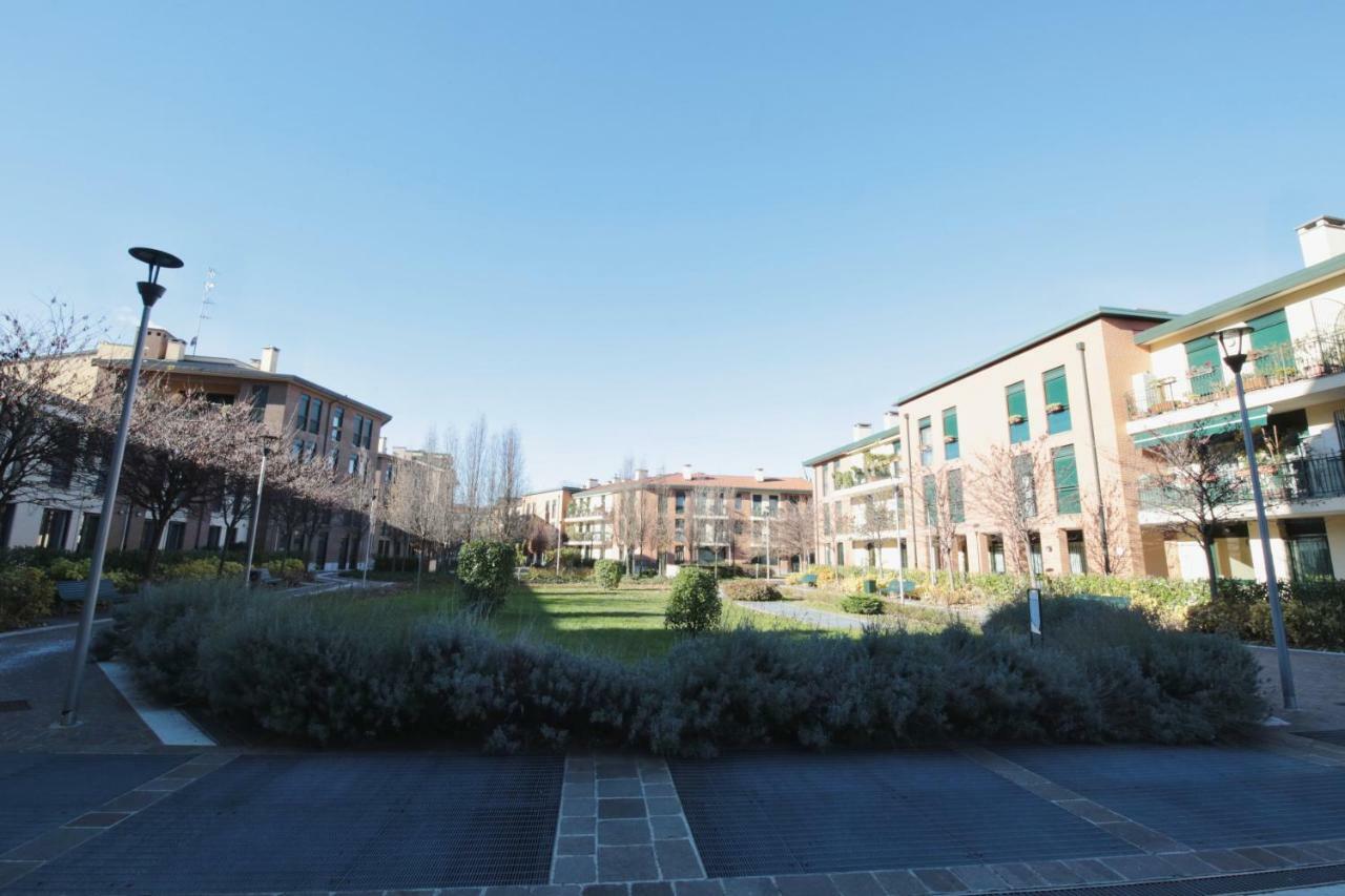 Orea Spiti - Charming Flat & Canal View Few Steps From Movida Mailand Exterior foto