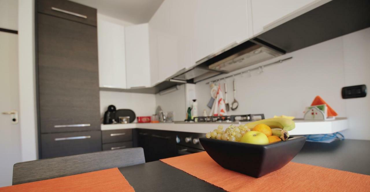 Orea Spiti - Charming Flat & Canal View Few Steps From Movida Mailand Exterior foto