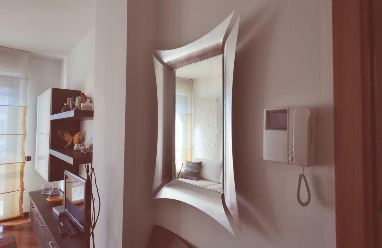 Orea Spiti - Charming Flat & Canal View Few Steps From Movida Mailand Exterior foto